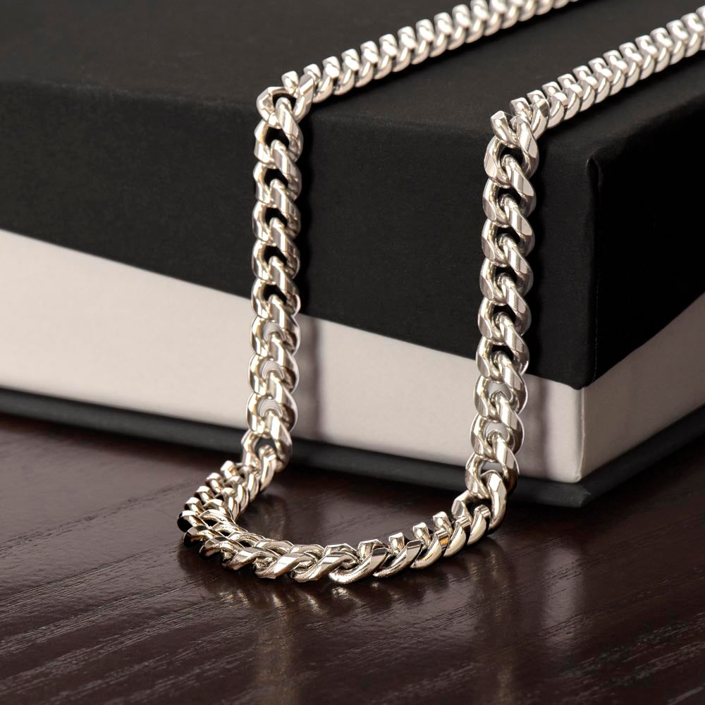 This chain would make a great gift for the gentleman in your life who likes simple elegance.